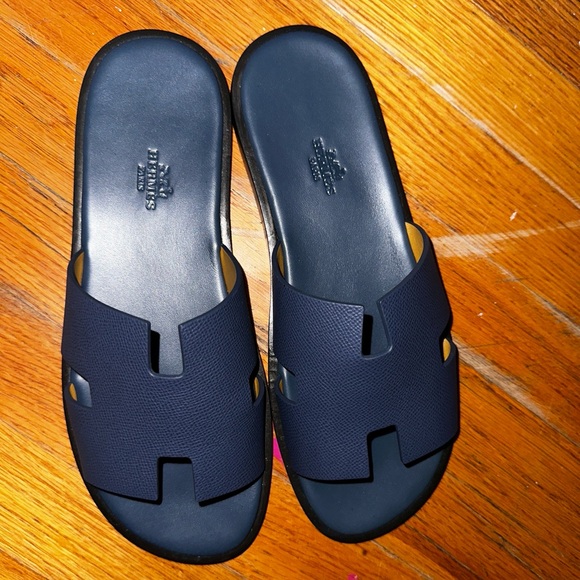 HERMÉS Izmir Sandals - Marine - Picture 3 of 8